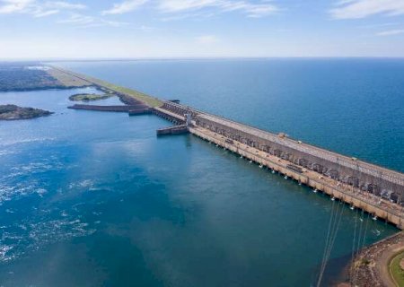 Usina na divisa entre MS e SP reduzir&aacute; vaz&atilde;o do Rio Paran&aacute; devido &agrave; estiagem