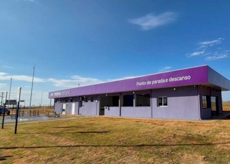 Caminhoneiros ganham espaço gratuito para descanso na BR-163 em MS