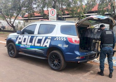 Homem é detido pela Polícia Militar acusado de praticar ato obsceno em praça de Ivinhema>